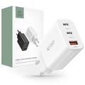 Tech-Protect Network 30 W vegglader med 2x USB-C og 1x USB-A - hvit